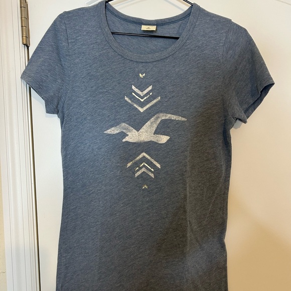 Hollister Blue Graphic Tee - Picture 1 of 3
